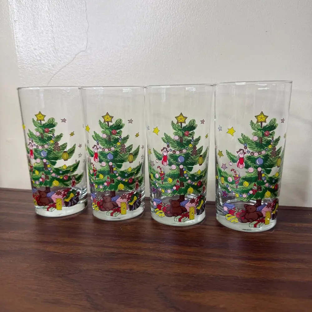 Vintage Christmas Tree Cups Set Nostalgic Old Fashioned